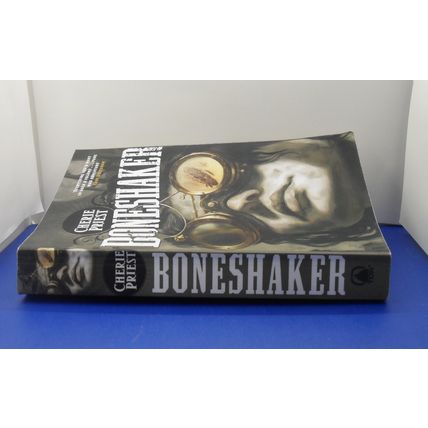 Boneshaker, by Cherie Priest UK tpb PB Good -