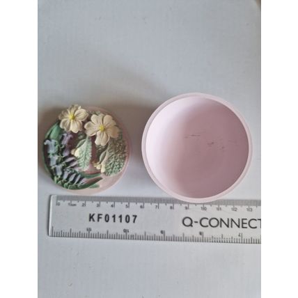 VINTAGE BLUEBELL SOAPSTONE TRINCKET BOX 5.5CM