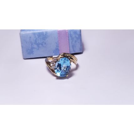 Estate 3.5ctw Oval Natural Blue Topaz/ Diamond 14Kt Yellow Gold Swirl Ring#22303