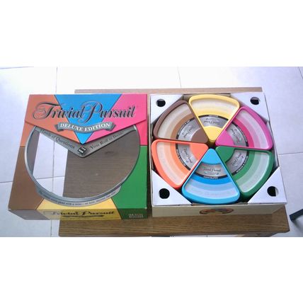 TRIVIAL PURSUIT: DELUXE EDITION (Horn Abbot Int Ltd/Parker)