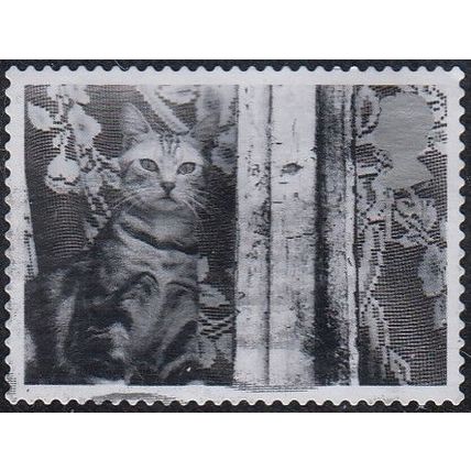 GB, 2001 1st Cats and Dogs, SG 2193 (Scott #1959), used.