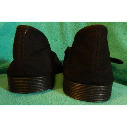 Women's Black Shoes Size 10 / New!