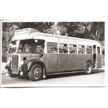 Black & White Photograph of Thames Valley Traction Co. Ltd. - FMO 16