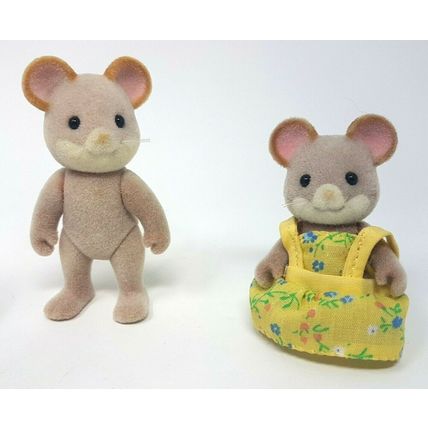 Sylvanian Families FLAIR Maces Mice Mouse and folding chair