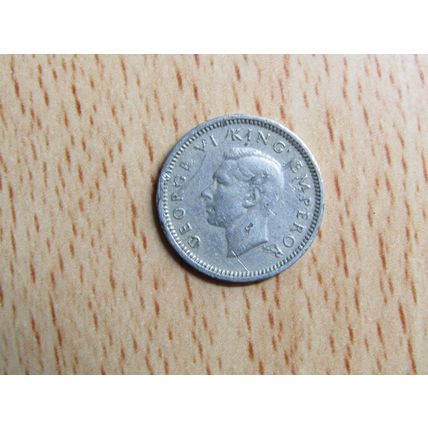New Zealand 1947 3d Threepence Coin