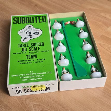 SUBBUTEO HW TEAM REF 24 QUEENS PARK , IN ORIGINAL NUMBERED BOX.