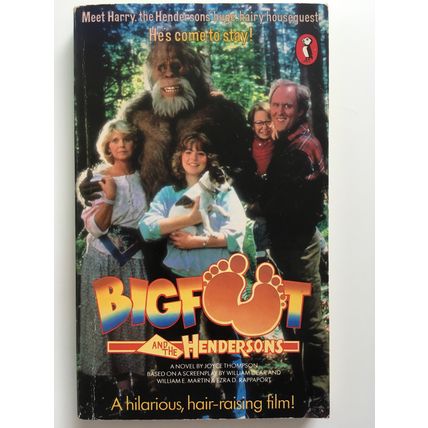 BIGFOOT AND THE HENDERSONS - JOYCE THOMPSON (1987 PUFFIN PAPERBACK)