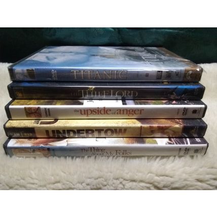 DVD * lot of 5 * Titanic, The Thief Lord +3