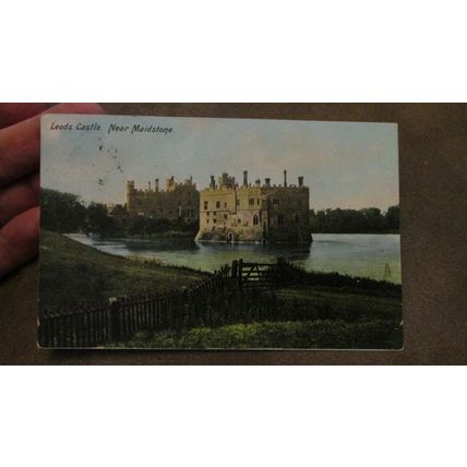 1905 fr Raphael Tuck Postcard - Leeds Castle Nr Maidstone - Kent