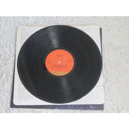 BOB SEGER SILVER BULLET BAND, NIGHT MOVES VINYL LP.
