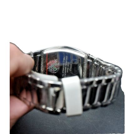 OMAX Since 1946 Men’s Quartz watch Japan movement needs battery (Never used)
