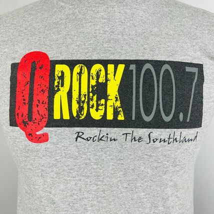 QRock 100.7 Rockin The Southland Chicago Radio M T-Shirt Shirt
