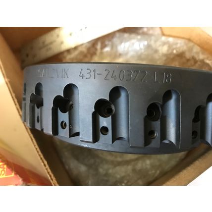 NEW SANDVIK 431-240372 L18 MILLING INSERT TOOL HOLDER,EM