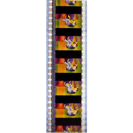 POKEMON - PK ZXB - d079A . 1 STRIP OF 5 - 35MM - FILM CELLS
