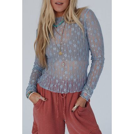 Ashleigh Blue Sheer Floral Lace Long Sleeve Slim Fit Top