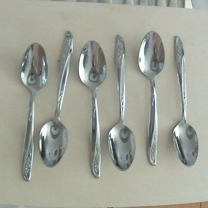 Vintage Floral Pattern Teaspoons