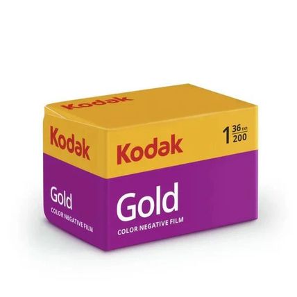 Kodak Gold 200 Color Negative Film (35mm Roll Film, 36 Exposures)