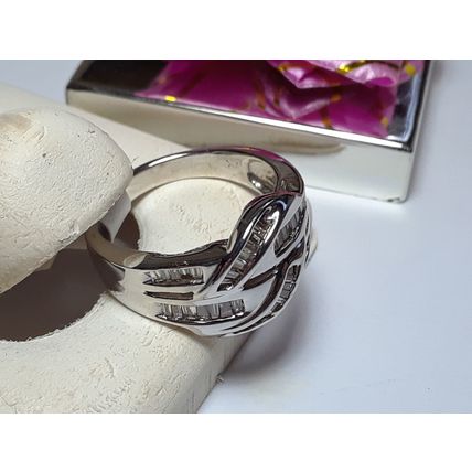 1.00cttw Natural Baguette Diamond SI3 HI 2 row Channel 14Kt W/Gold Ring #16555