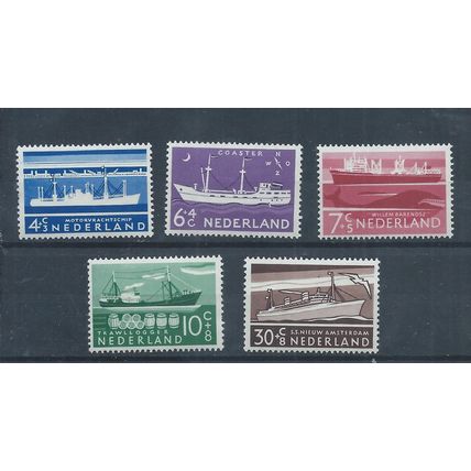 Netherlands stamps. 1957 Cultural & Social Relief Fund Ships MNH CV £22 (AA503)