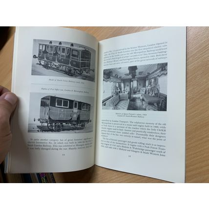 1962 "TRANSPORT TREASURES" BRITISH TRANSPORT COMMISSION PAPERBACK BOOK (LL)