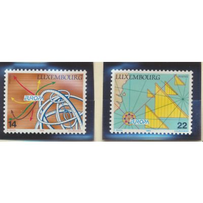 Luxembourg Stamps Scott #910 To 911, Mint Never Hinged