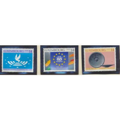 Luxembourg Stamps Scott #915 To 917, Mint Never Hinged