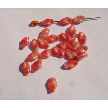 20 Vintage Red Striped Twist Glass Beads 14mm x 9mm Craft Jewelry bd083