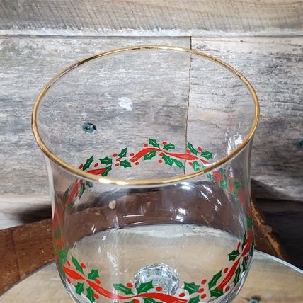 Libbey Christmas Holly Stemmed Wine Glass