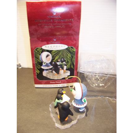 Hallmark Frosty Friends 1998 Eskimo & Penguins In Box