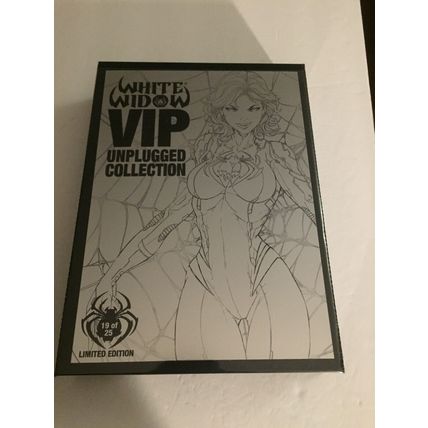 Absolute Comics Unplugged Collection - 8 B&W Variants + Folio with Limited