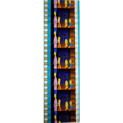 Simpsons Movie. Pk GEB - c061i . 1 STRIP OF 5 - 35MM FILM CELLS