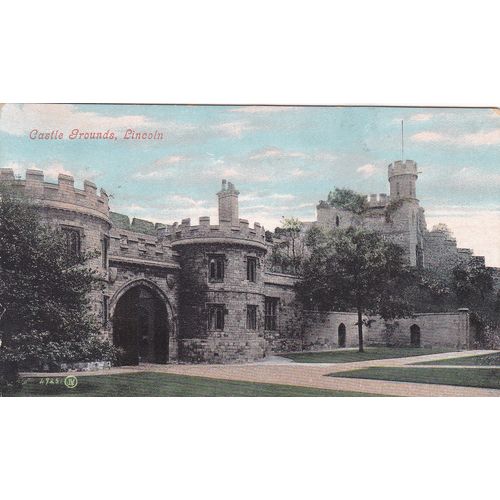 Castle Grounds Lincoln Lincolnshire Postcard (LIN76152)