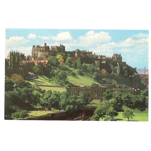 THE CASTLE, EDINBURGH, SCOTLAND unused vintage postcard Colourmaster =