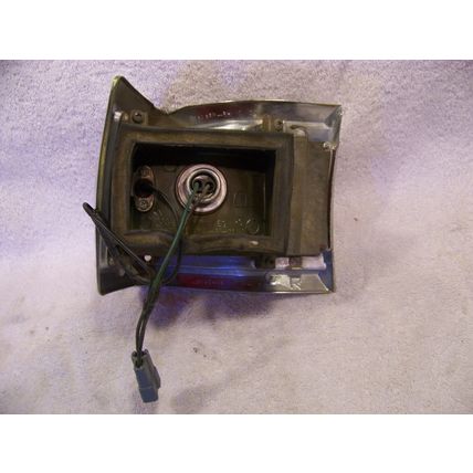 1971 PLYMOUTH CUSTOM SUBURBAN RH OUTER TAILLIGHT LENS & HOUSING STATION WAGON
