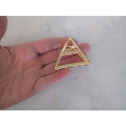 Medium/small gold metal star flower or triangle hair claw clip