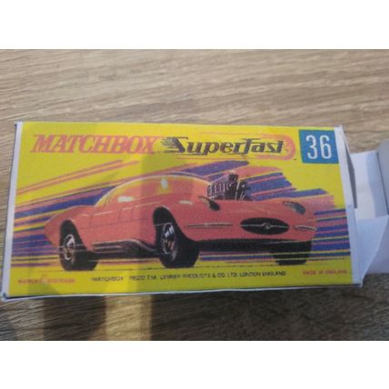 Matchbox No36 Draguar - CandyPink