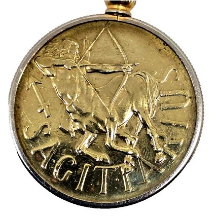 SAGITTARIUS Zodiac Gold-Tone Keychain YOUR LUCKY DRINK SOUTHERN COMFORT Vintage