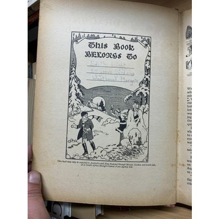 RARE* 1934 "MY FAVOURITE ANNUAL 1935" ILLUSTRATED ANNUAL HARDBACK BOOK (P5)