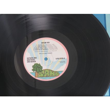 THE SUTHERLAND BROTHERS AND QUIVER, DREAM KID VINYL LP .