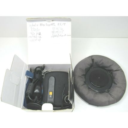 Garmin nüvi 200 GPS Navigation Car Charger Dash Mount Travel Case BUNDLE WORKS