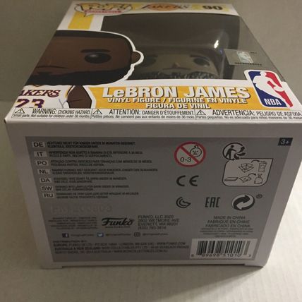 NEW NBA Los Angeles Lakers LeBron James Funko Pop Figure #90
