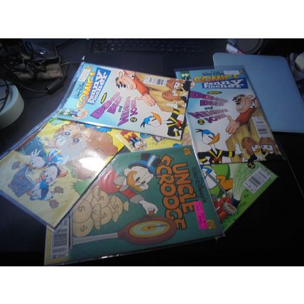 LOT of FIVE NM- Walt Disney's Comics! $10.00 obo!! Worth $15.00!! Each of these