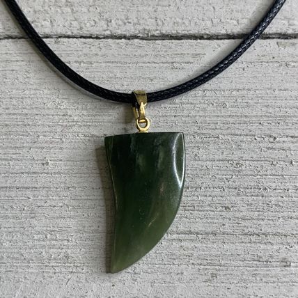 Vintage 70s Jade Sharks Tooth Pendant Necklace Adjustable Black Cord Chain 20"