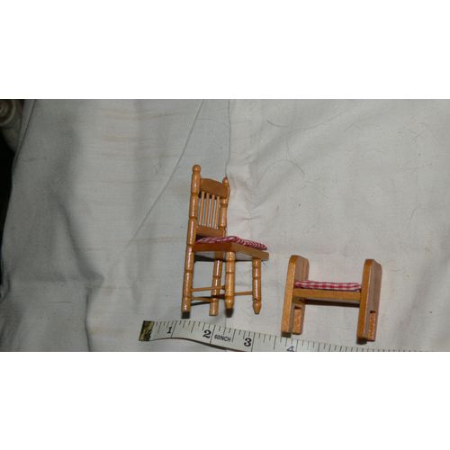 1/16th Doll Dollshouse Gingham Kitchen Chair and Footstool