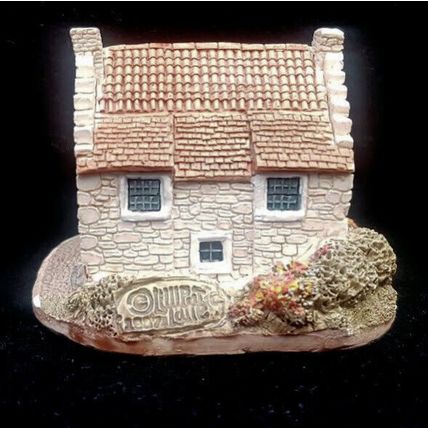 Lilliput Lane East Neuk Cottage Collectable Vintage Ornament