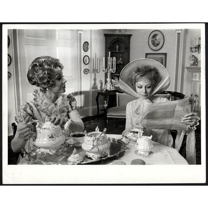 LADY CAROLINE LAMB 1972 Sarah Miles, Richard Chamberlain 2 STILLS