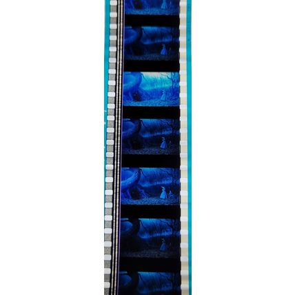 Pk GEB -K - MIX - K a023W . 1 STRIP OF 5 - 35MM FILM CELLS. ( SH )