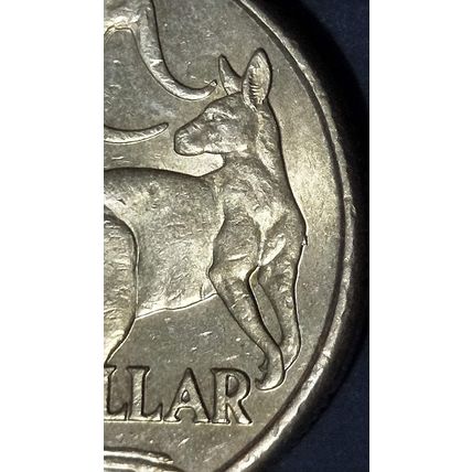 Australia 2017 $1 Mob of Roos - Die Chip on Big Roo - Circulated (1da)