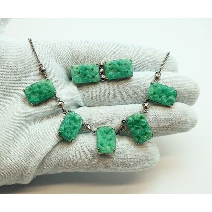 Vintage 1930s Art Deco Czech Green Peking Glass Necklace & Brooch Jewellery Set