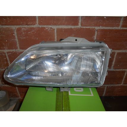 Headlight LH for Renault Laguna 93-04/98 Electrical Leveling